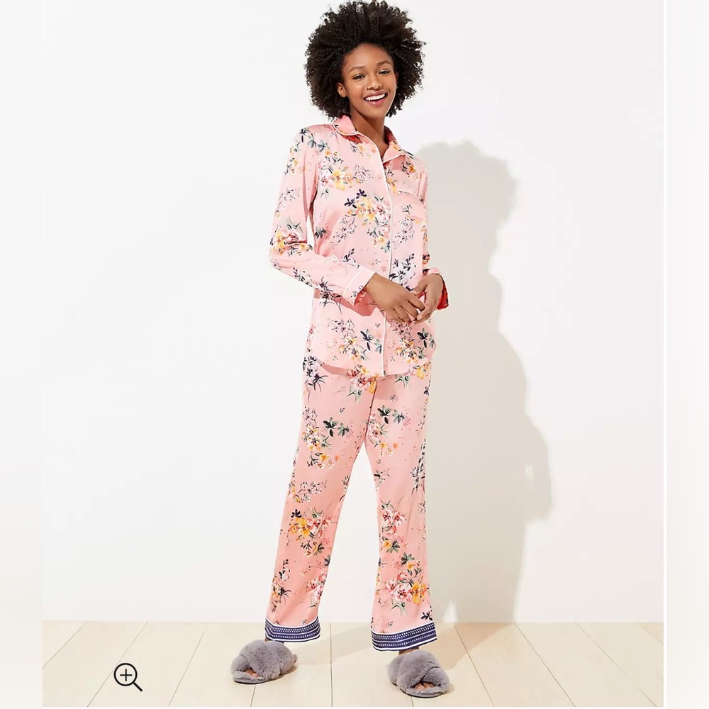 Ann Taylor Loft Pink Satin Floral Pajama Set Size XL
